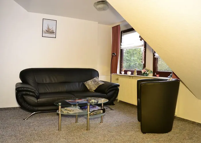 Hoyler Apartment *